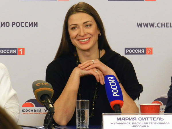 Ведущая Анна Ситтель