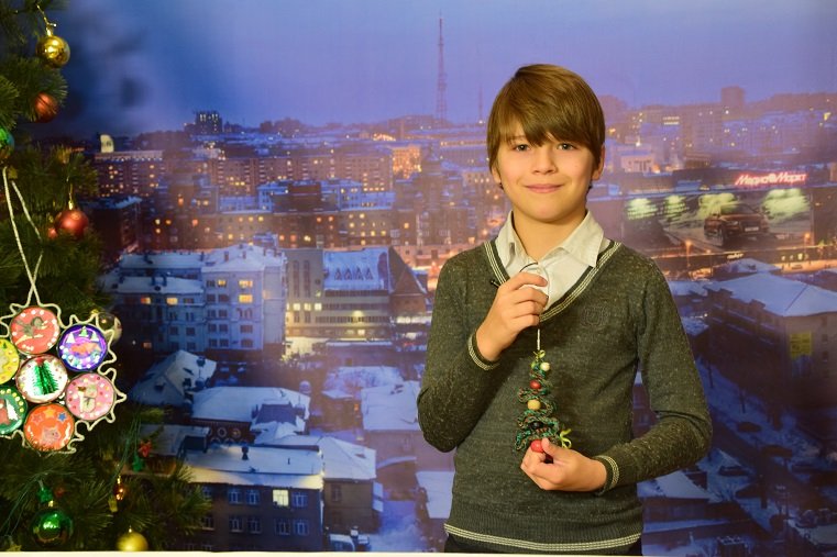 елка тв приложение