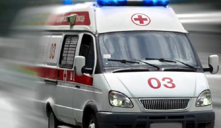 На Урале мужчина решил прокатить 5-летнюю дочь за рулём и раздавил ее своим телом