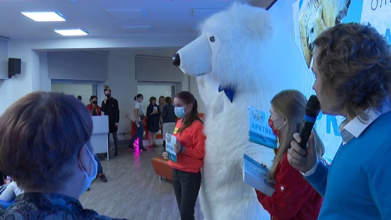 В Челябинске презентовали новую книгу об Арктике и загадках Севера