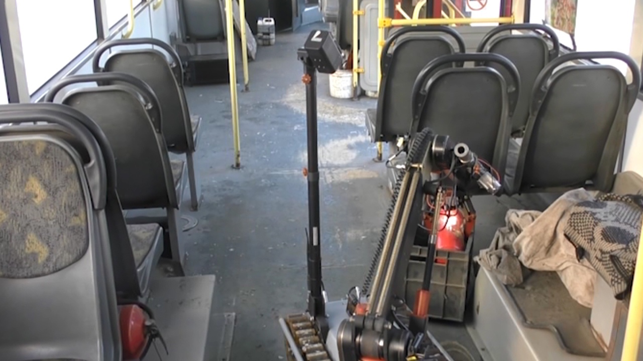 Робот помог обезвредить взрывное устройство на учениях в Челябинске