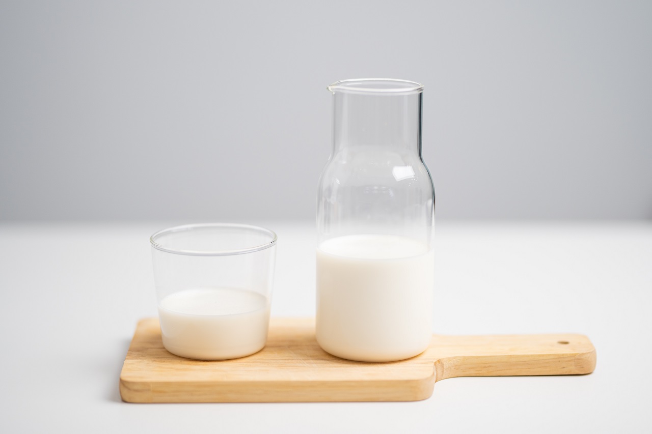Чем полезно молоко: 8 причин пить его каждый день