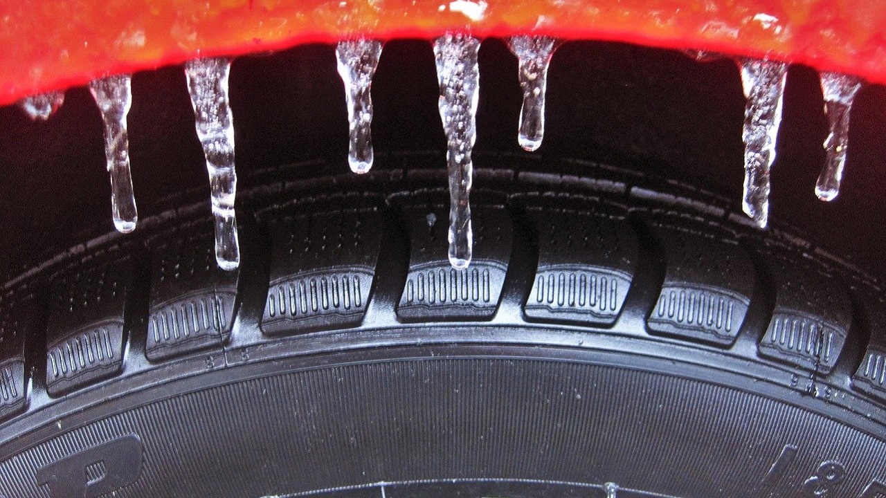 Гололедица и мокрый снег: в МЧС предупредили об опасной погоде в Челябинской области