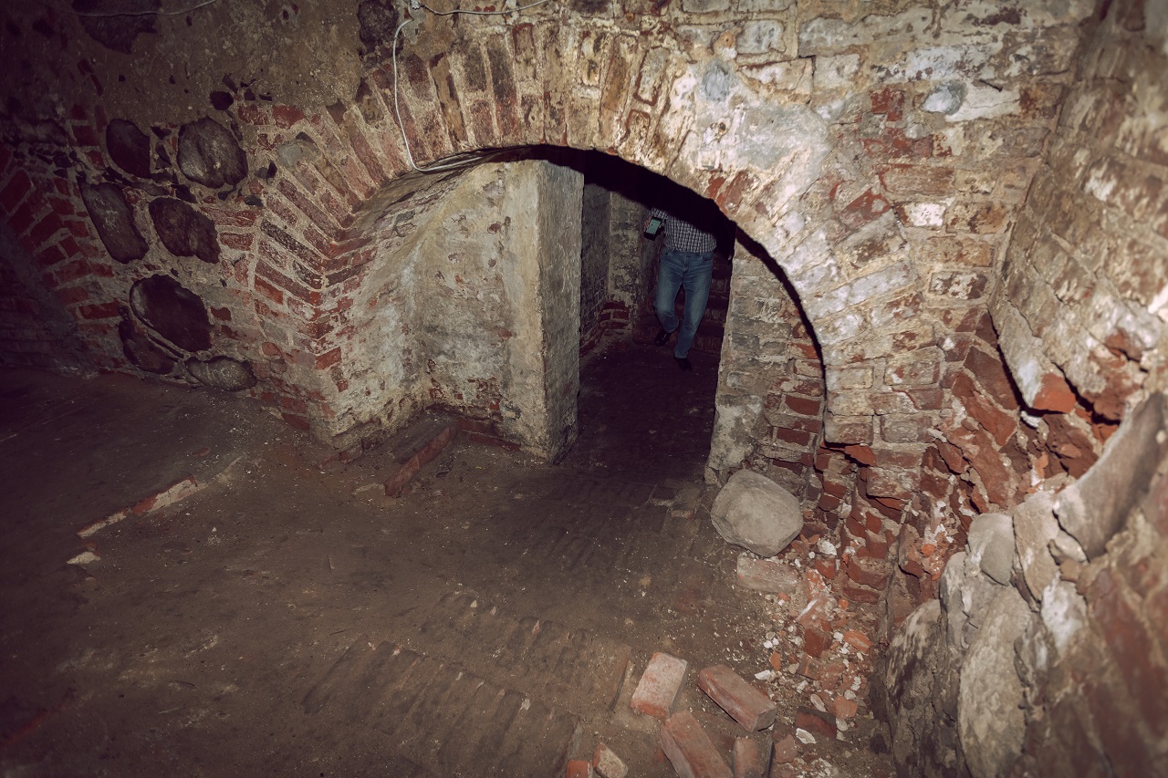 Под монастырем в Челябинской области нашли тайный подземный ход