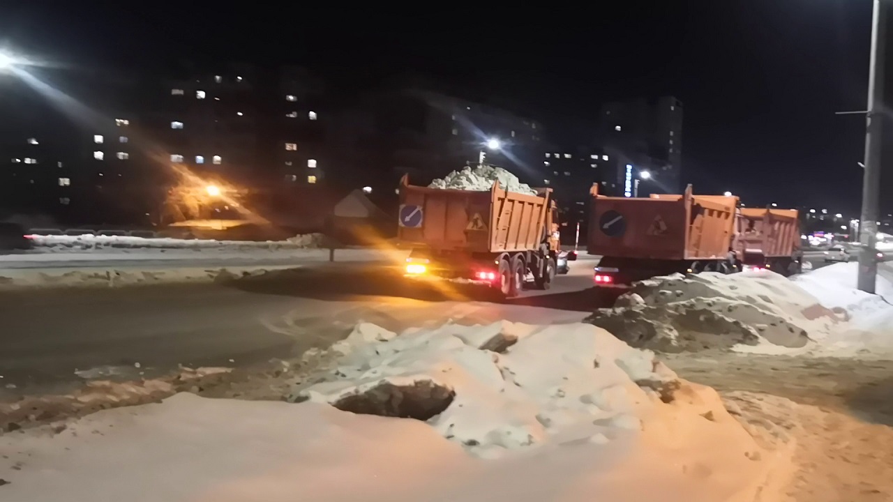 Дорожники Челябинска уточнили, какие улицы чистят в первую очередь Дорожники Челябинска уточнили, какие улицы чистят в первую очередь