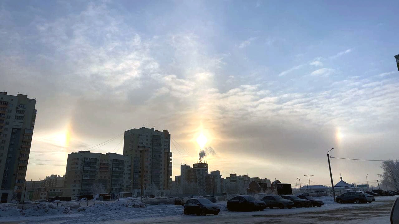Три Солнца взошли в небе над Челябинском Три Солнца взошли в небе над Челябинском