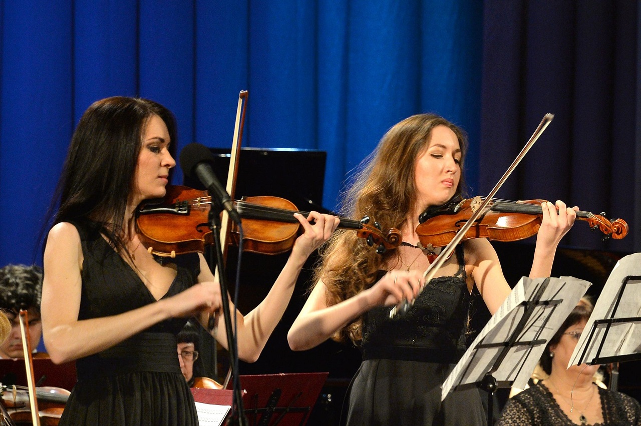 Челябинская филармония отметила юбилей дирижера вечером симфонической музыки