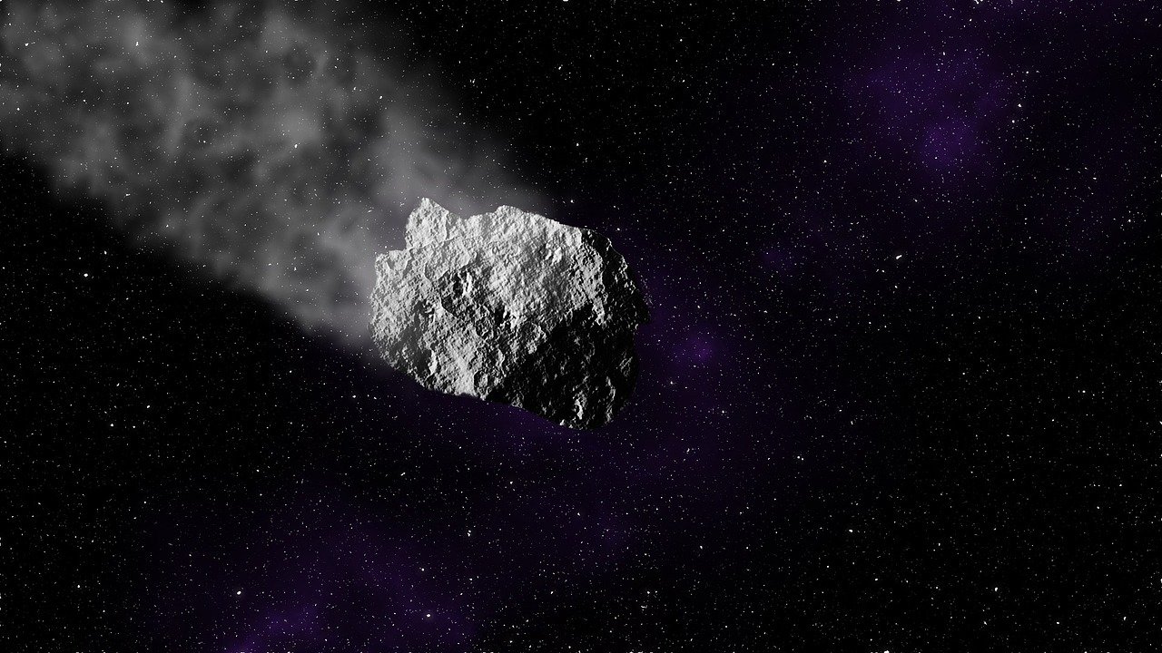 В 4 раза больше Эйфелевой башни: к Земле летит крупный опасный астероид