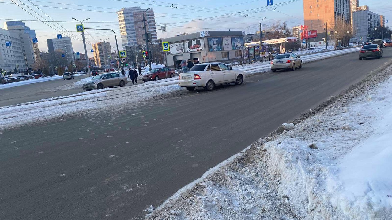 Ребенка сбили на пешеходном переходе в Челябинске