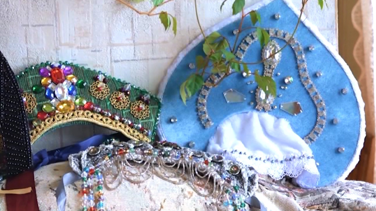 Мастерица из Челябинской области создает уникальные кокошники