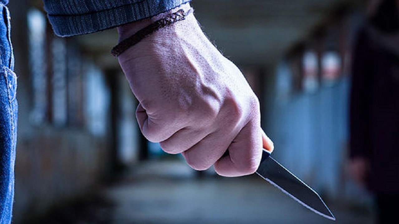 Мужчина с ножом напал на жителя Челябинска
