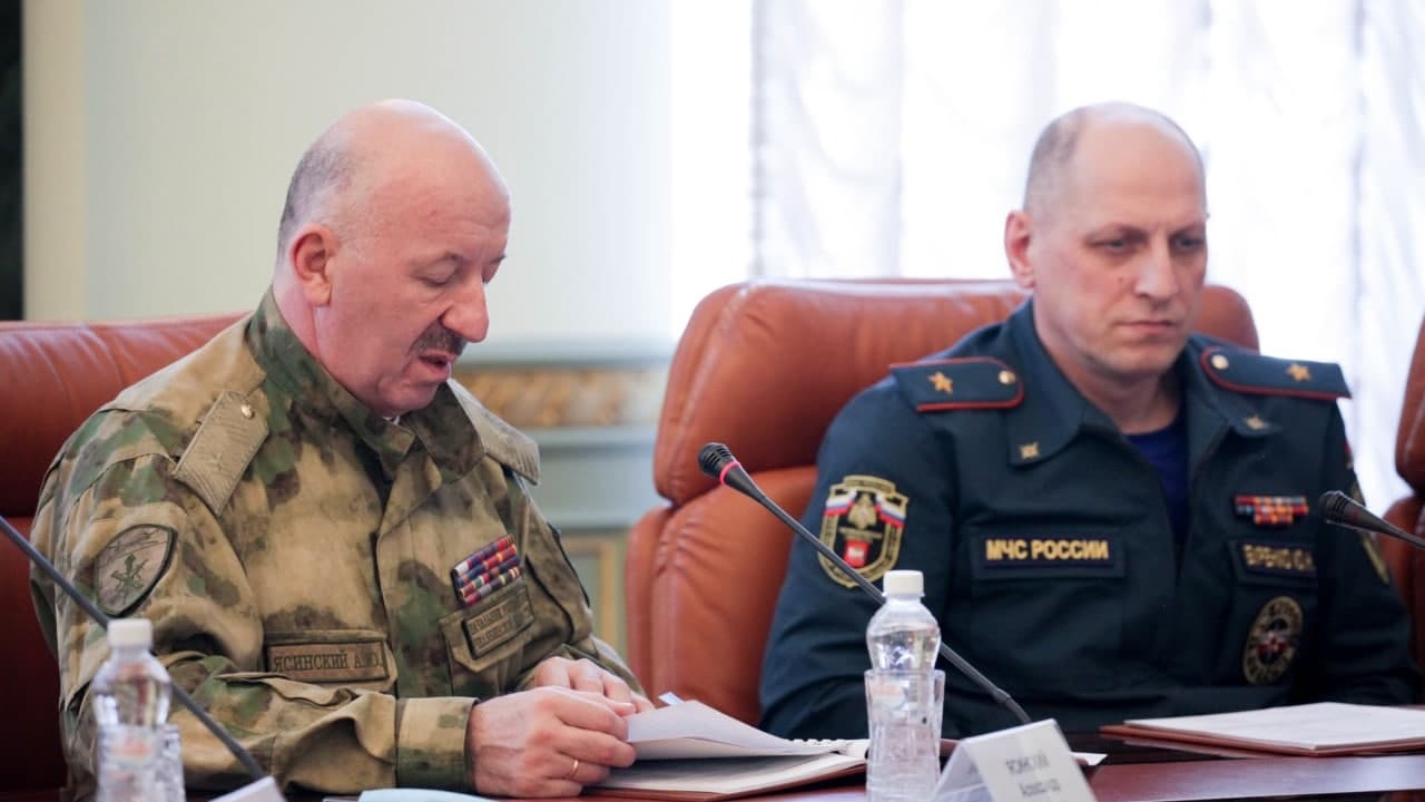 Губернатор Текслер провёл заседание антитеррористической комиссии Губернатор Текслер провёл заседание антитеррористической комиссии