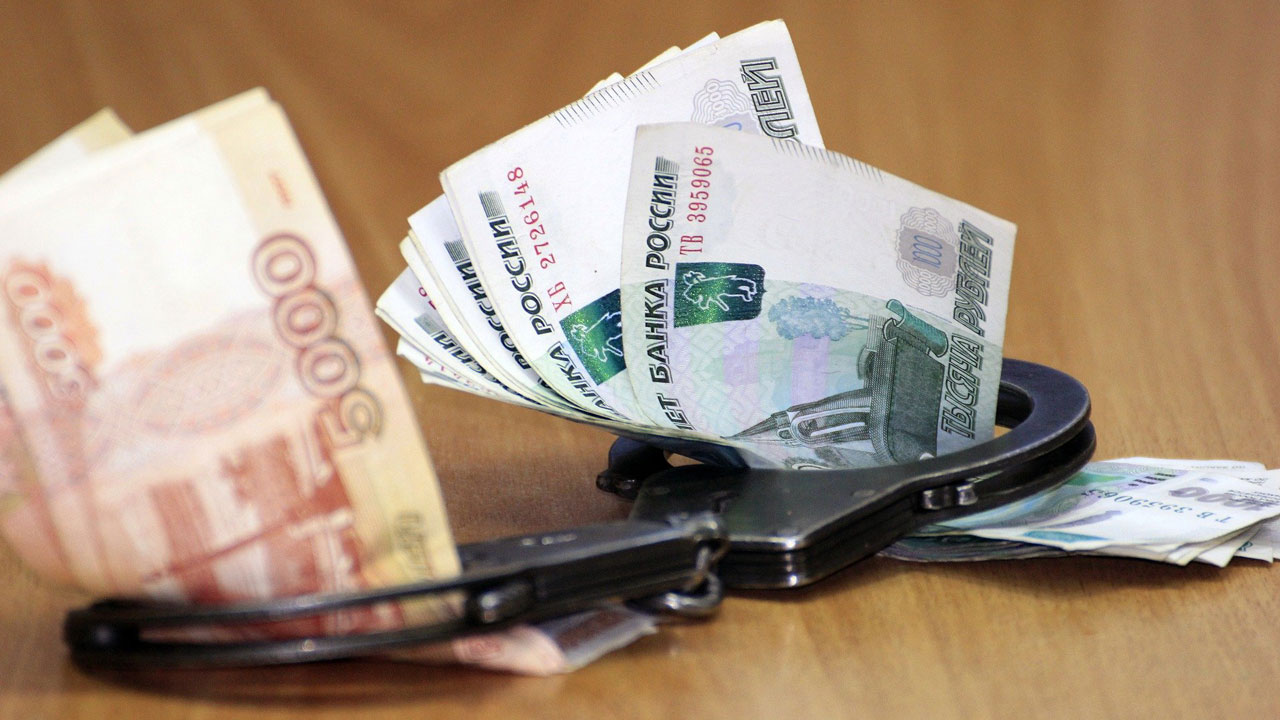 Пенсионерка в Челябинской области перевела лжеброкеру свыше 1,6 млн рублей