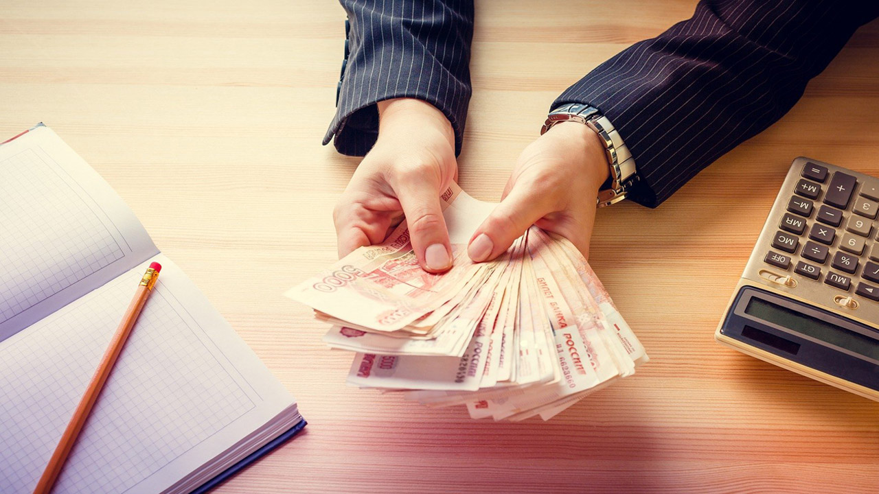 Приставы в Челябинске взыскали с должника по алиментам 2 млн рублей