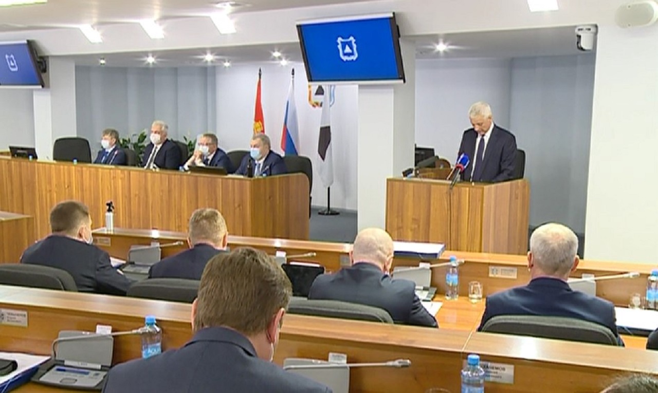 Сергей Бердников рассказал о развитии Магнитогорска и планах на 2022 год Сергей Бердников рассказал о развитии Магнитогорска и планах на 2022 год