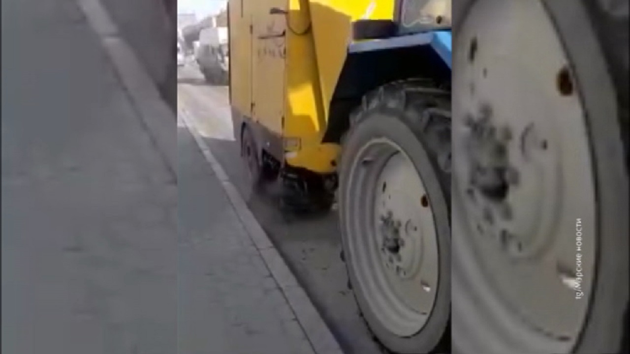 Новые пылесосы вывели на уборку дорог в Челябинске Новые пылесосы вывели на уборку дорог в Челябинске