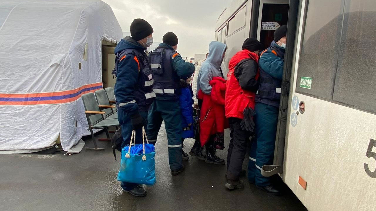 Более 500 переселенцев из Донбасса разместят в Челябинской области