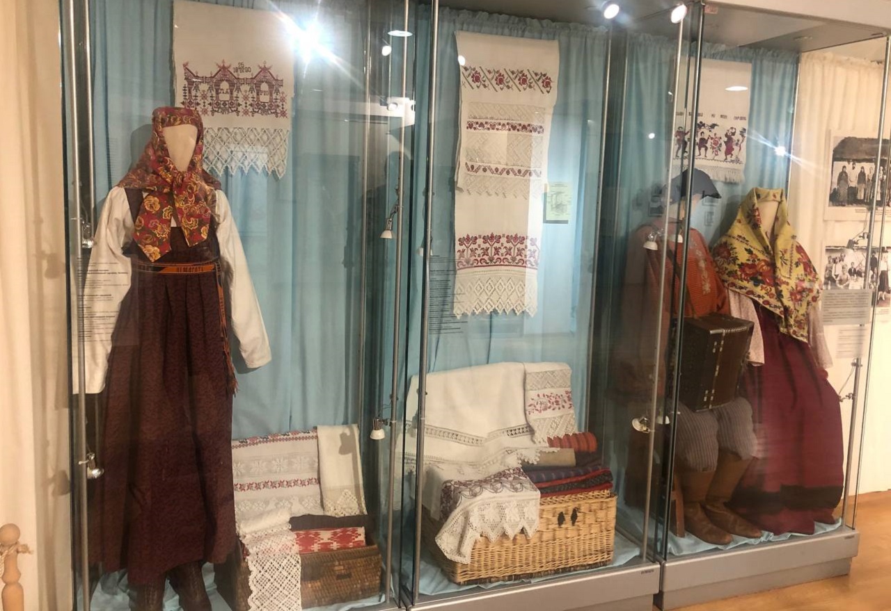 Мода 100 лет назад: в Челябинске создали коллекцию русской народной одежды