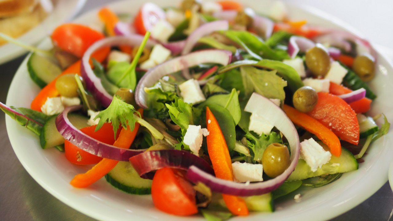 Диетологи назвали идеальный овощ для похудения 