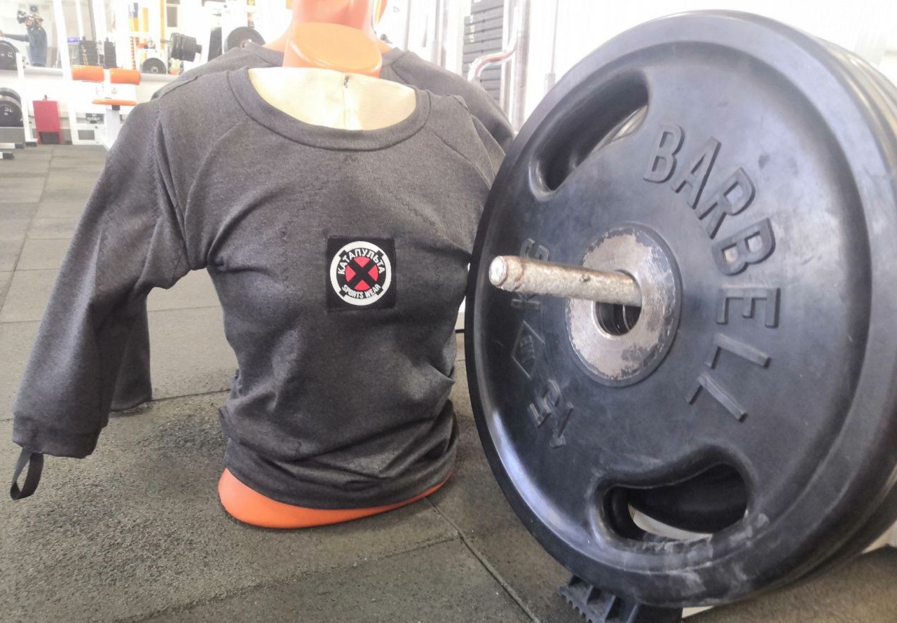 Фитнес-тренер из Челябинска создал аналог зарубежной экипировки для спортсменов