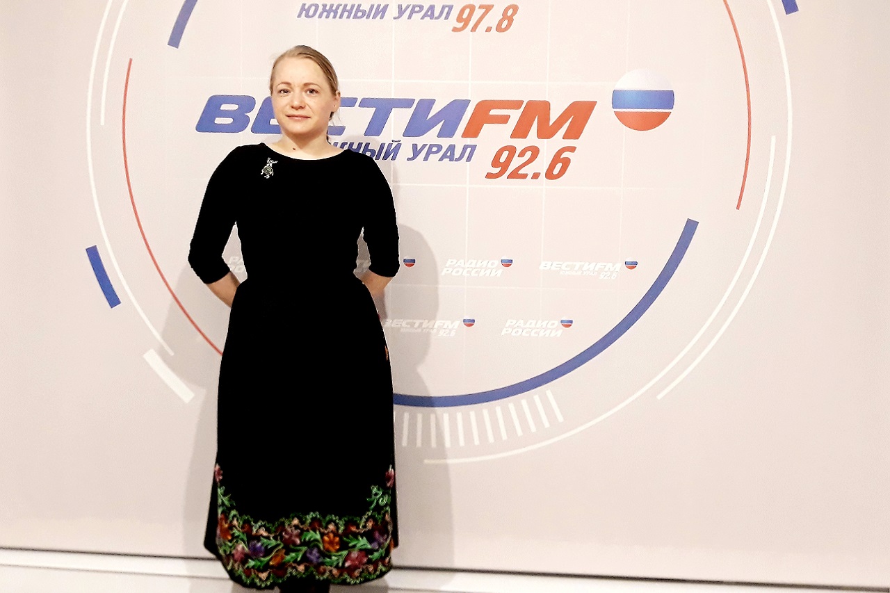Уральский Look: мастерица из Челябинска создала коллекцию народных костюмов Уральский Look: мастерица из Челябинска создала коллекцию народных костюмов