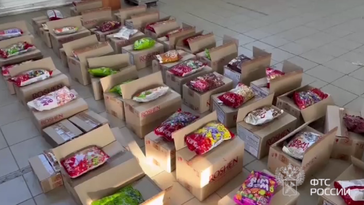 400 килограммов конфет задержали таможенники на границе в Челябинской области