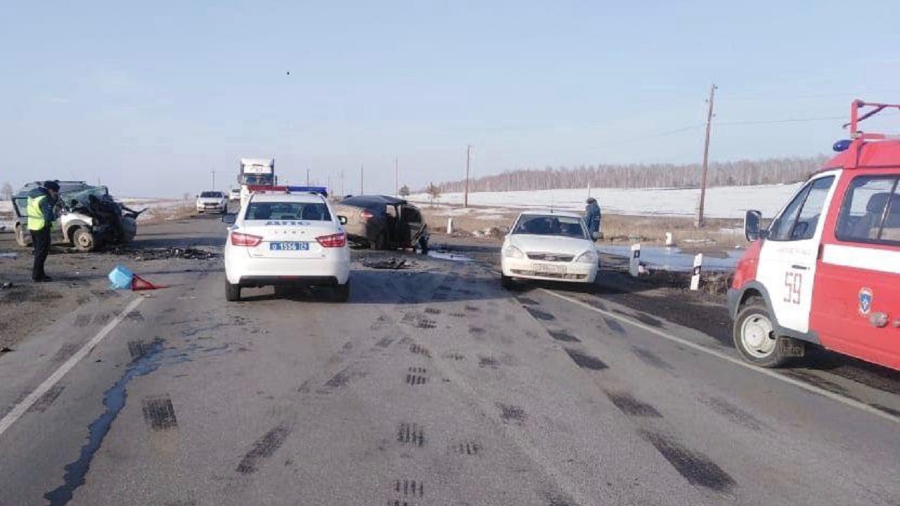 4 человека погибли в жутком ДТП на трассе в Челябинской области 4 человека погибли в жутком ДТП на трассе в Челябинской области