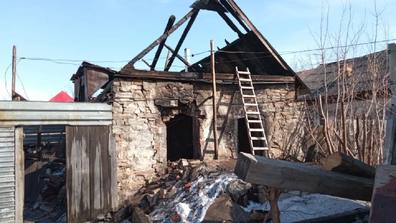 Во время пожара в Челябинской области погиб человек