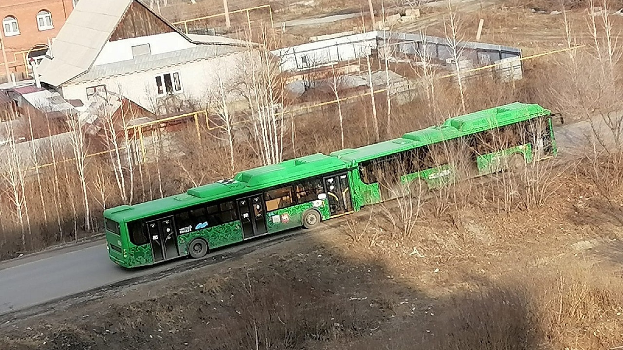 Два пассажирских автобуса столкнулись в Челябинске Два пассажирских автобуса столкнулись в Челябинске