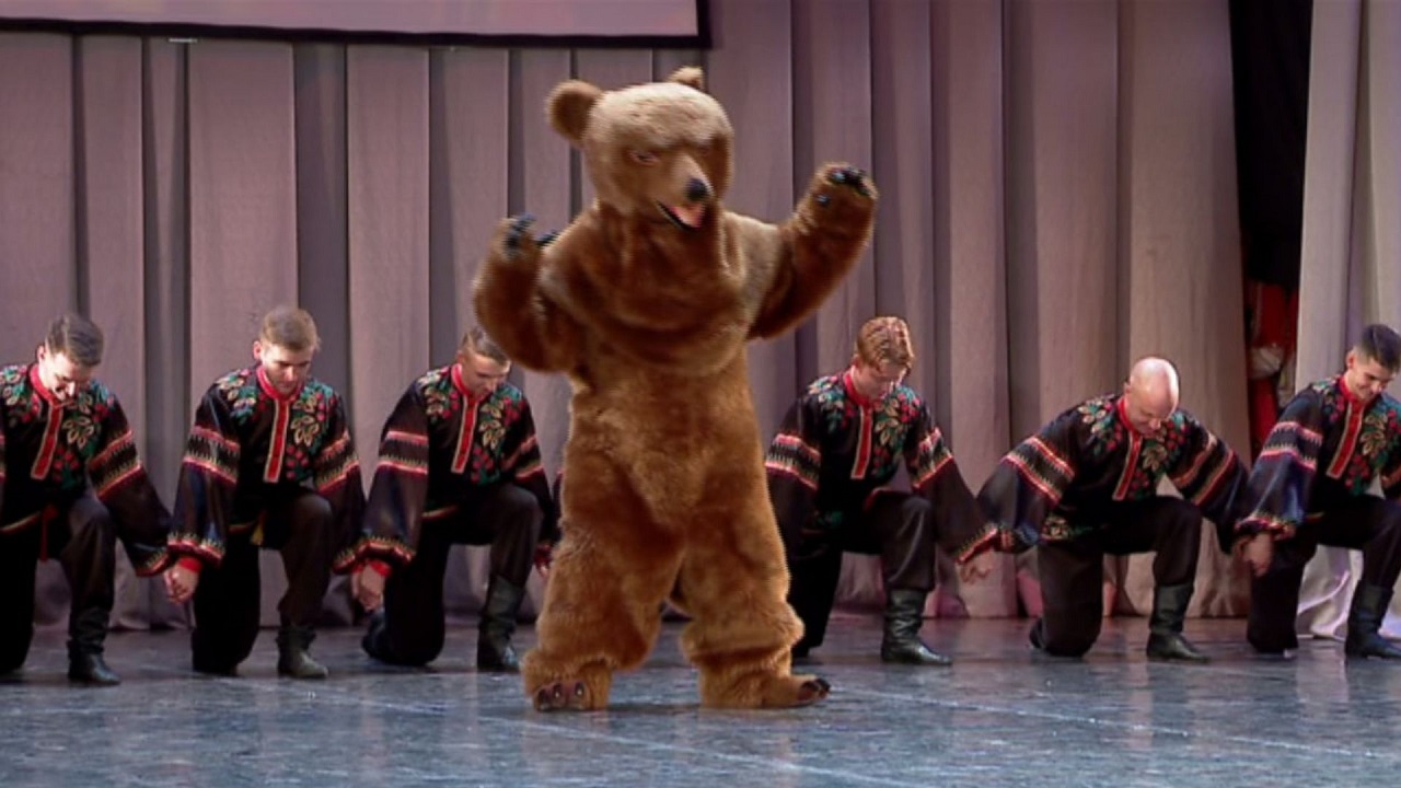 Народные песни и танцы: в Челябинске выступил ансамбль "Донбасс"