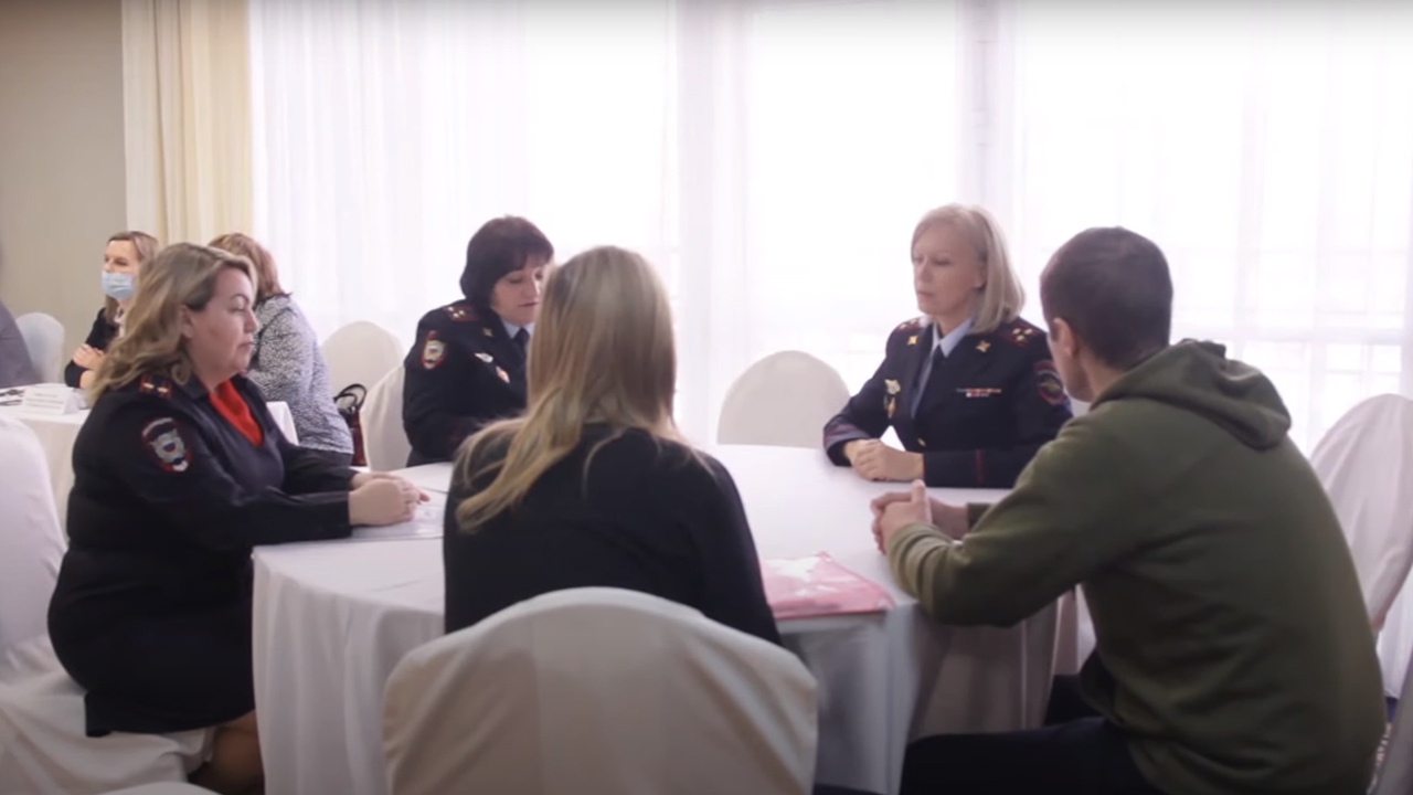 Как получить гражданство и работу: в Челябинске организовали выездной прием граждан из Украины