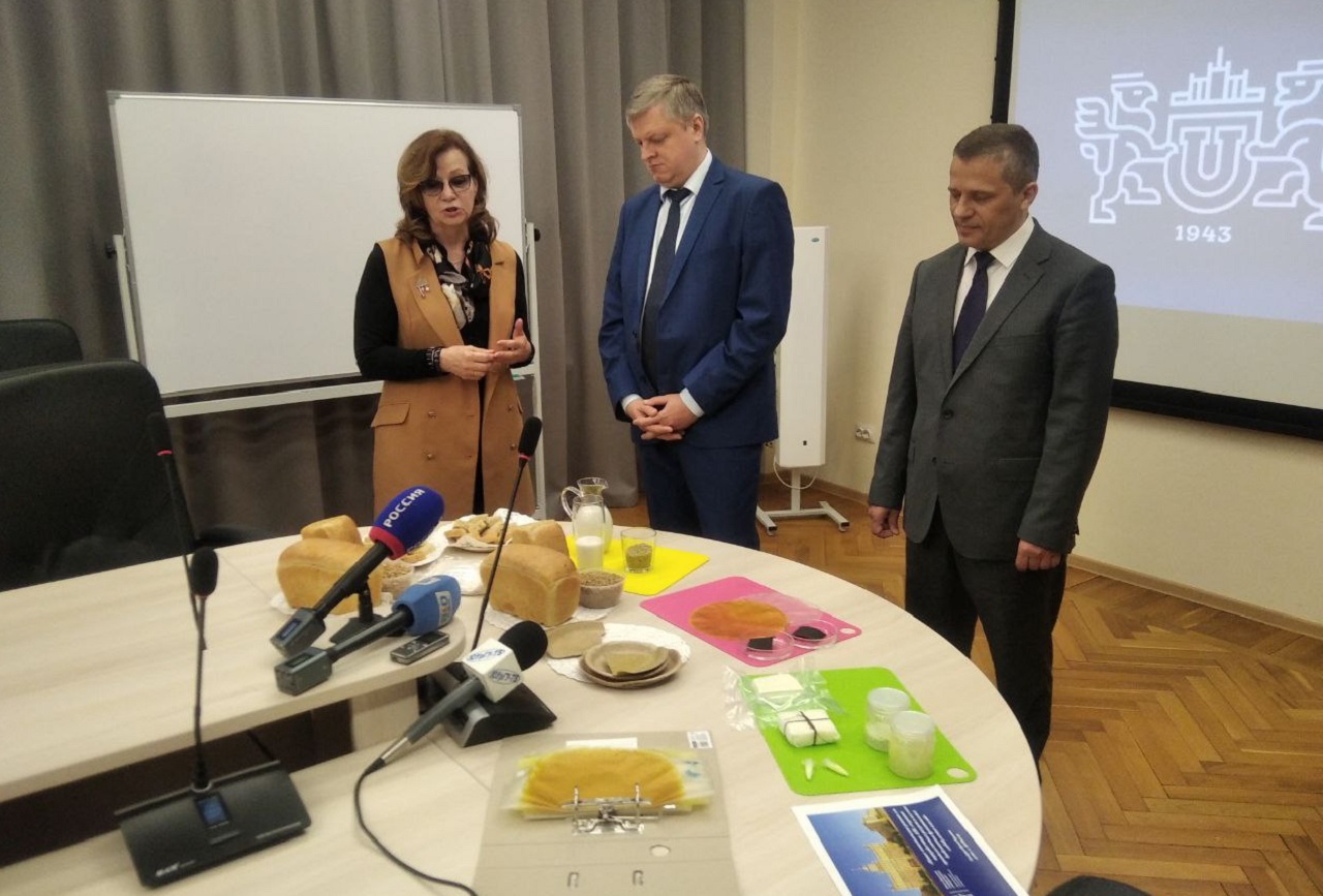 В магазинах Челябинска появятся хлеб-антистресс и белый сыр с корицей