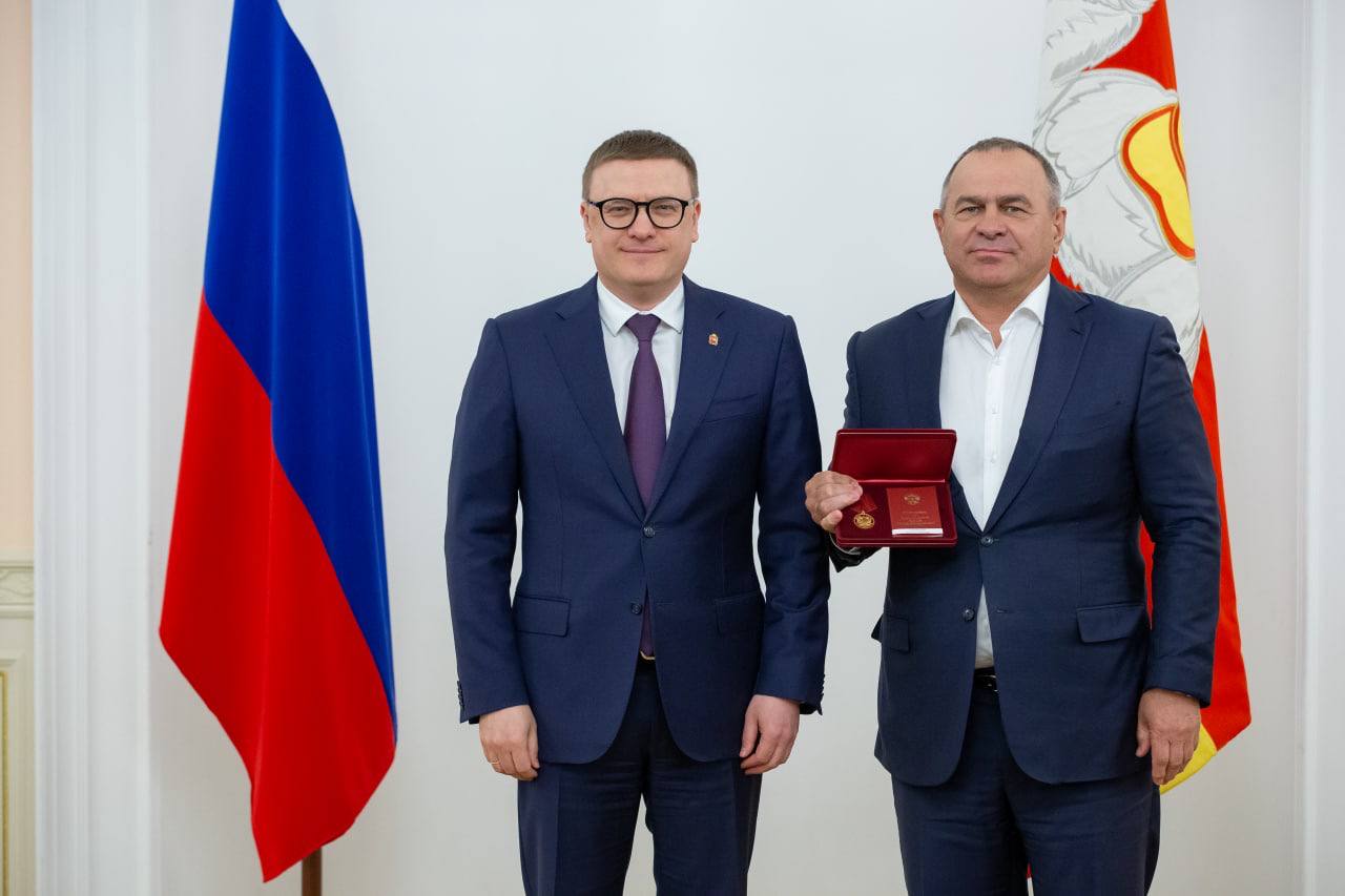 Алексей Текслер вручил государственные награды выдающимся южноуральцам Алексей Текслер вручил государственные награды выдающимся южноуральцам