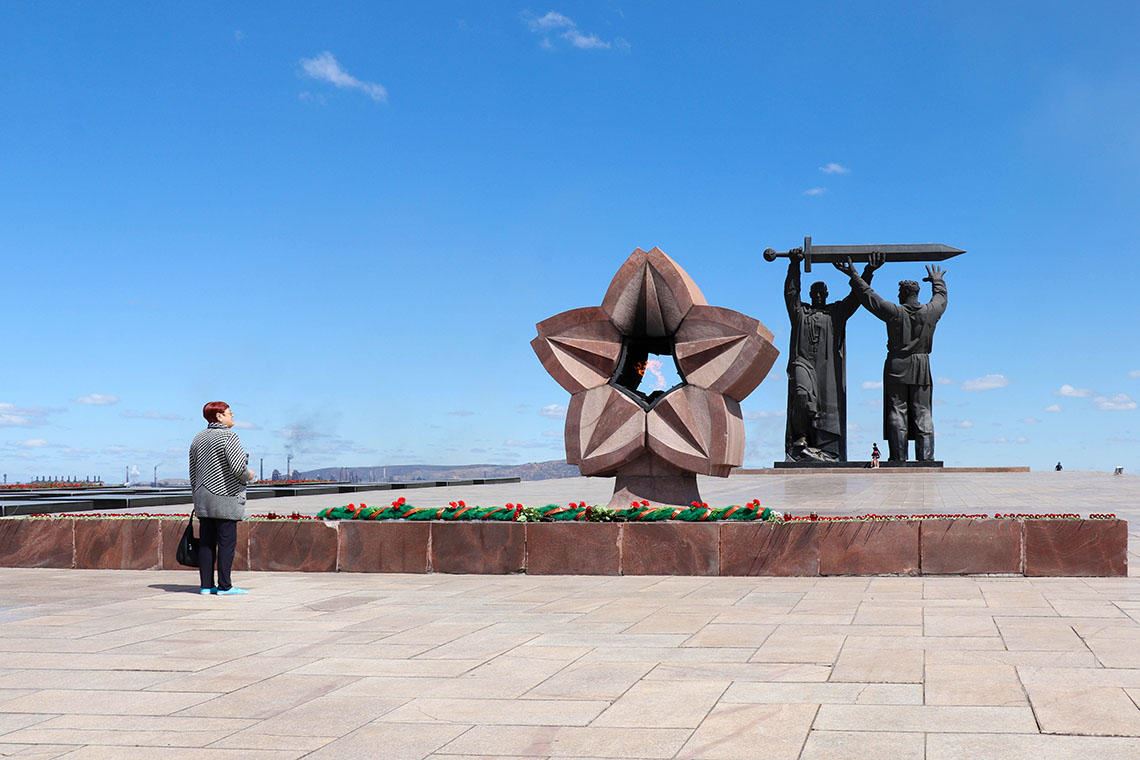 Ветераны и школьники из Магнитогорска прошли Маршрутом памяти 