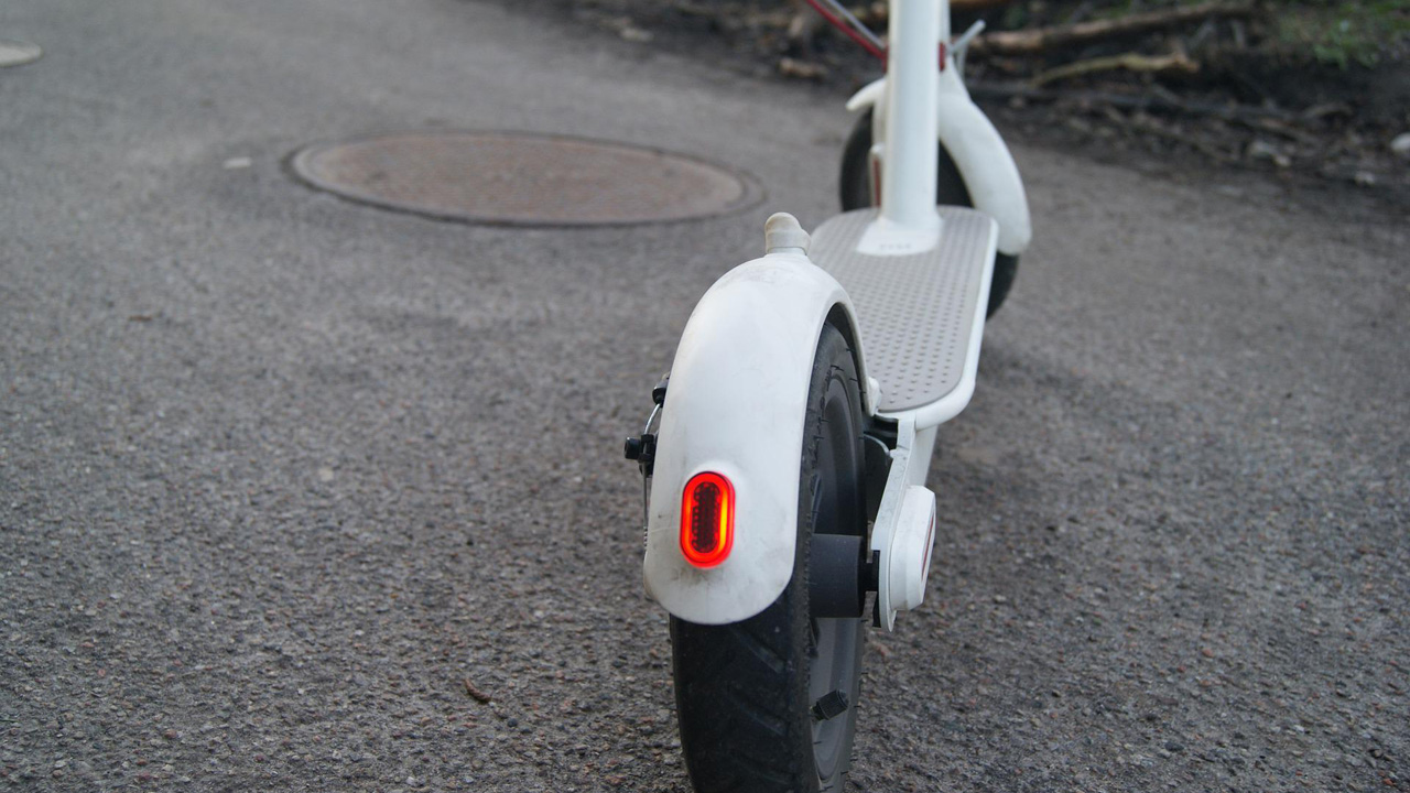 ОСАГО для электросамокатов предложили ввести в России
