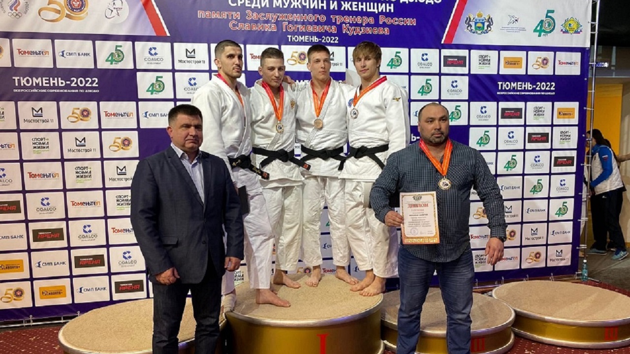Дзюдоисты из Челябинской области завоевали 6 медалей на Всероссийских соревнованиях