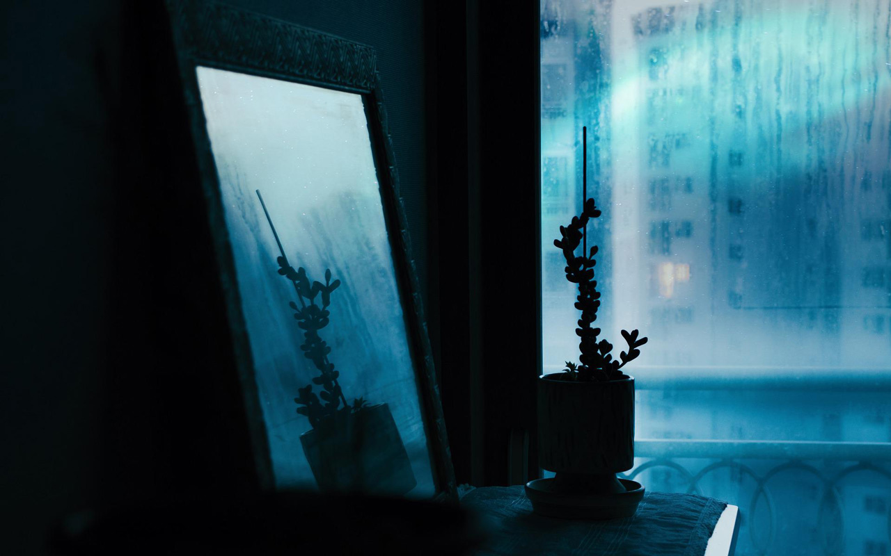 К несчастью и разочарованию: 5 вещей, которые лучше не делать у зеркала