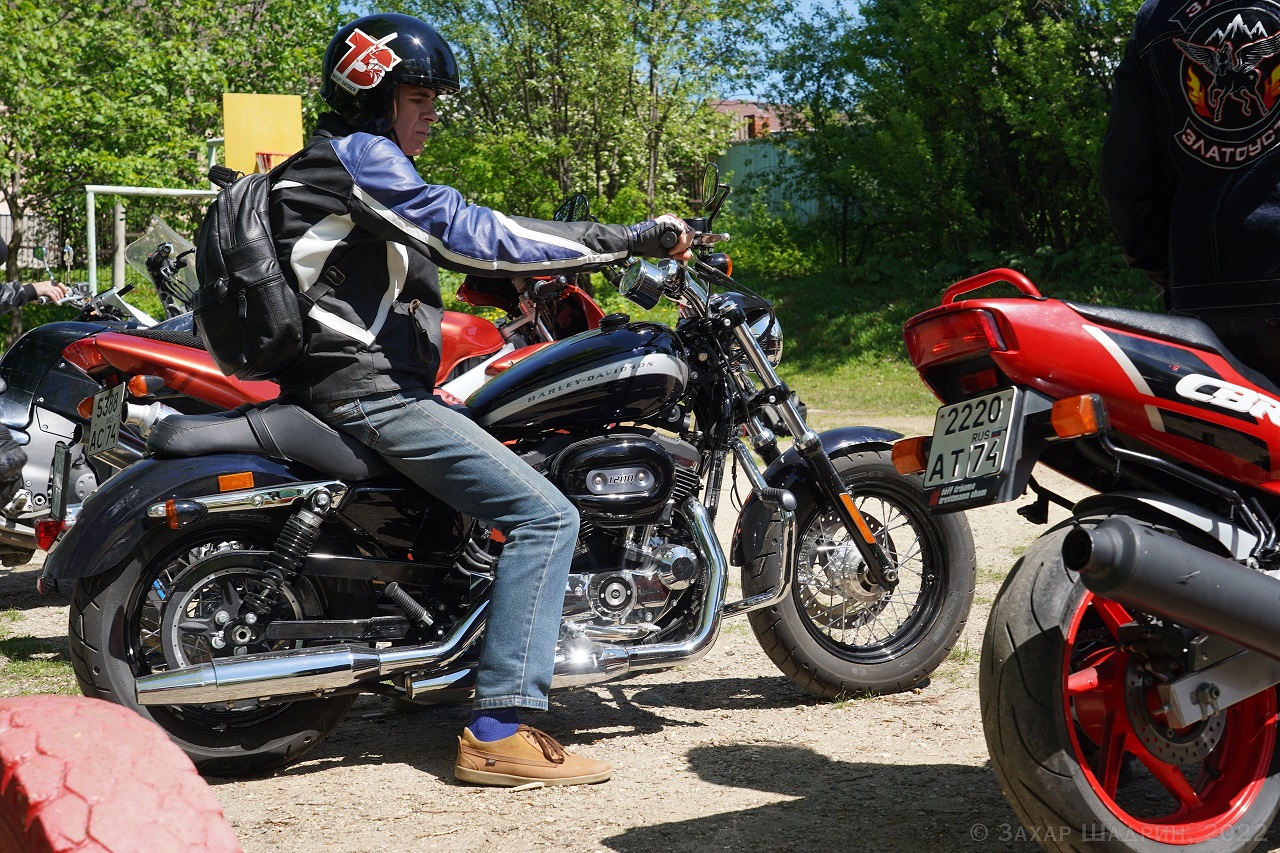 Байкеры устроили праздник для детского дома в Челябинской области