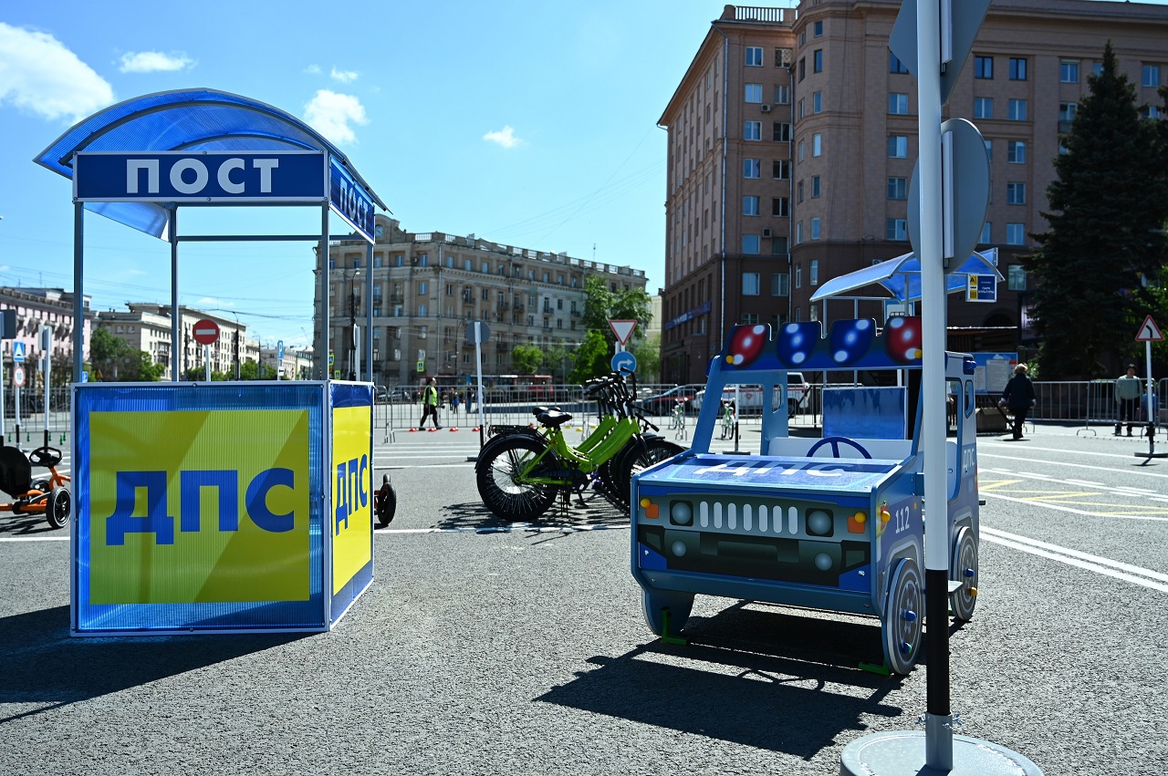 Детский автогородок открылся в центре Челябинска 