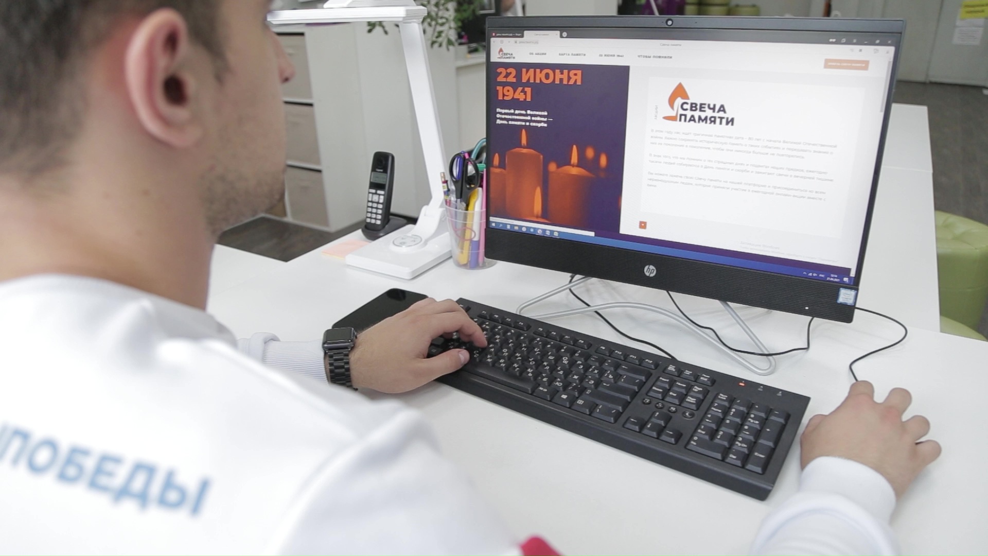 Жителям Челябинска предлагают зажечь "Свечу памяти" и помочь ветеранам Жителям Челябинска предлагают зажечь "Свечу памяти" и помочь ветеранам