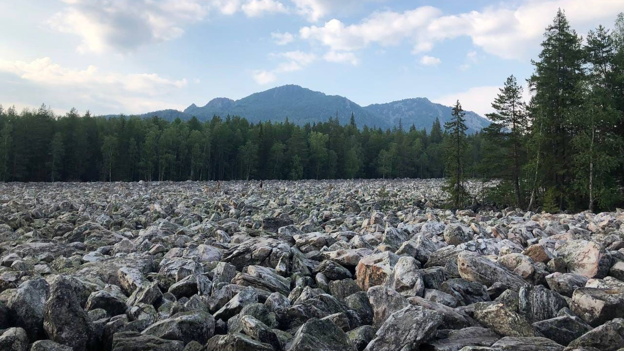 Неделя в горах: семья из Тюменской области покорила Таганай