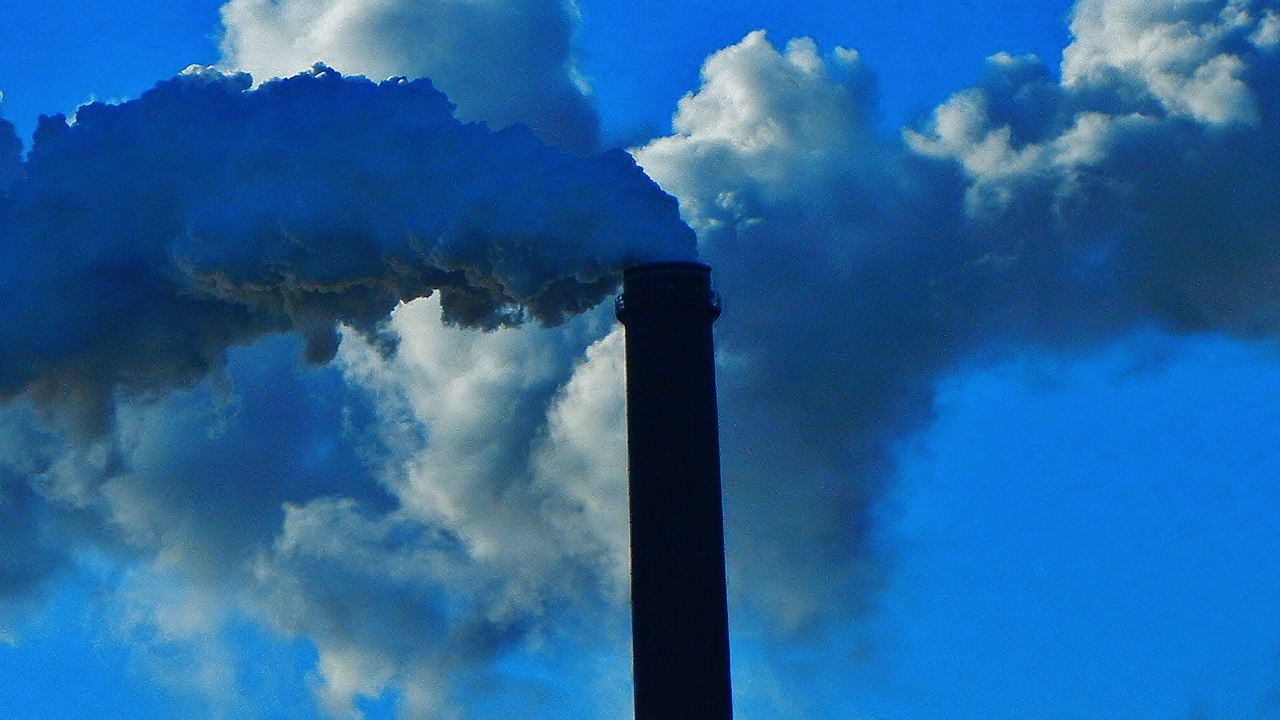 Министр экологии Челябинской области рассказал о ситуации с вредными выбросами