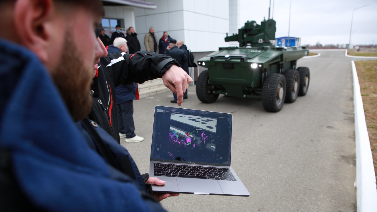 Разработанного на Урале боевого робота покажут на форуме "Армия-2022"