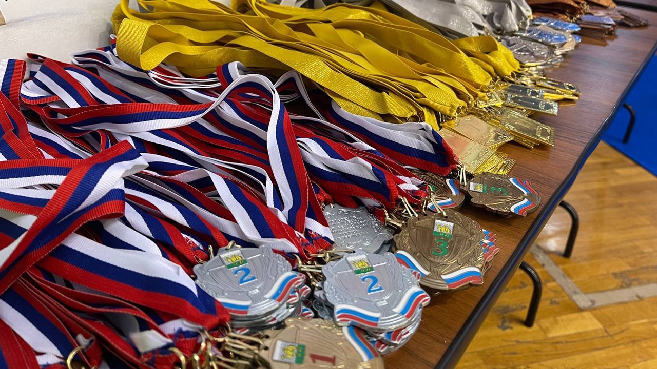 Дзюдоисты из Челябинска выиграли 6 медалей на всероссийском турнире