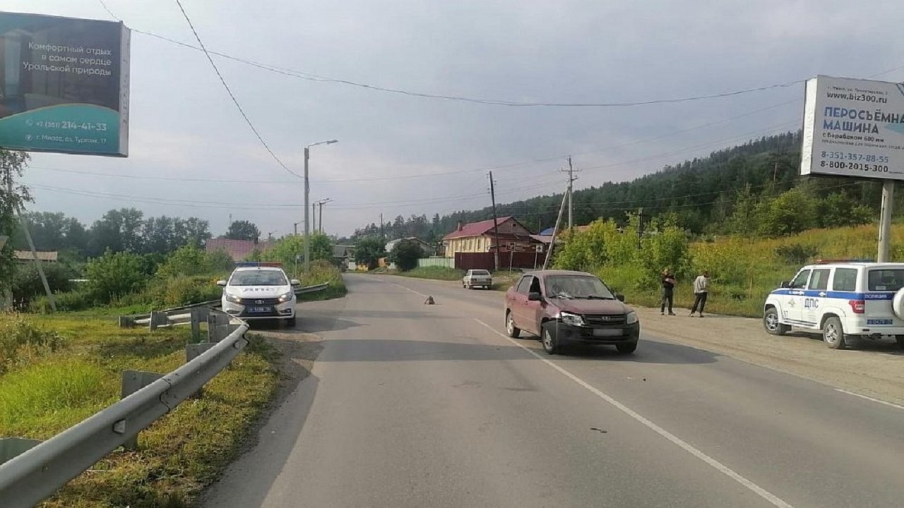 Ребенок попал под колеса автомобиля в Челябинской области