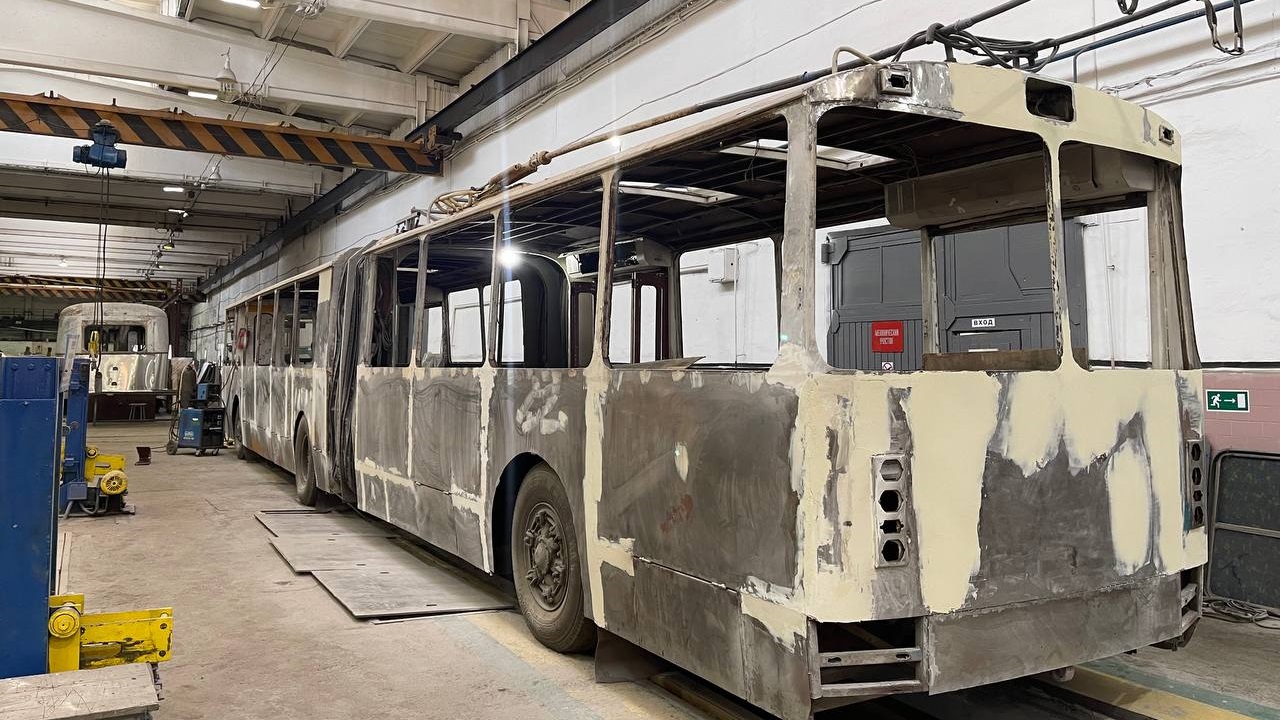 Единственный экземпляр: троллейбус-гармошку восстановят в Челябинске 