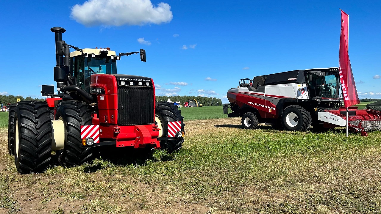 На что способна современная техника: в Челябинской области представили умные агромашины