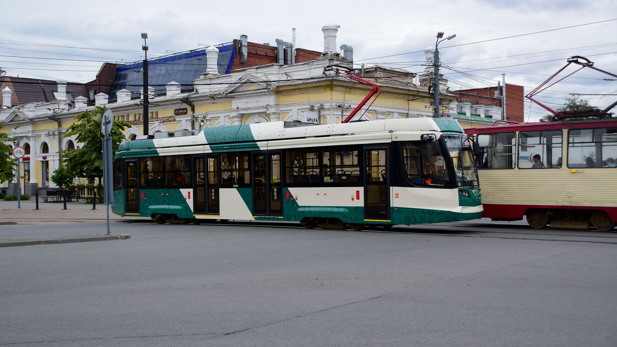 Движение трамваев на улице Цвиллинга перекроют в Челябинске