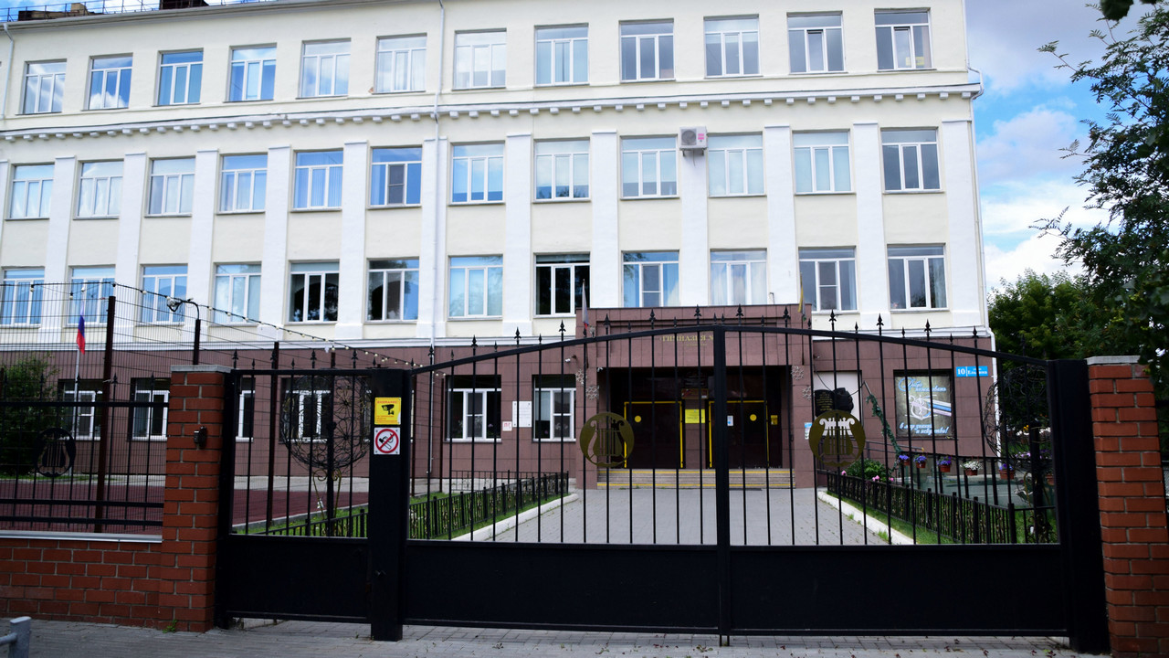 В Челябинске к сентябрю обещают обезопасить дороги и подъезды к школам В Челябинске к сентябрю обещают обезопасить дороги и подъезды к школам