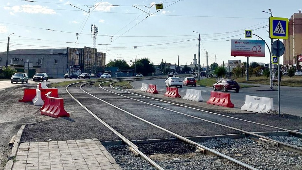 Работы по созданию выделенных полос начались в центре Челябинска